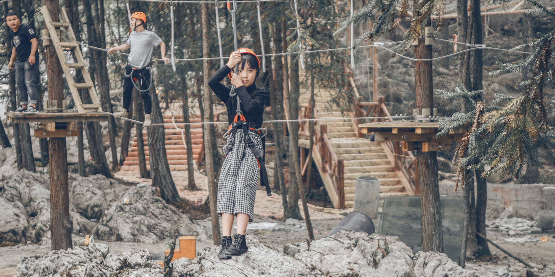 -浙江鵬鳴游樂(lè)設(shè)備有限公司